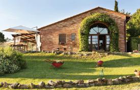 21 odalılar villa 462 m² Siena'da, İtalya. 950,000 €
