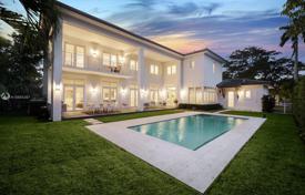 Villa – Coral Gables, Florida, Amerika Birleşik Devletleri. 2,076,000 €