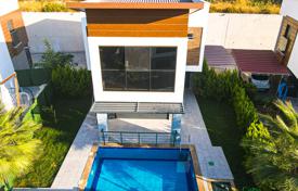 3 odalılar villa 340 m² Kuşadası'nda, Türkiye. $244,000