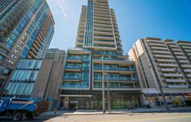 2 odalılar daire Bathurst Street'da, Kanada. C$828,000