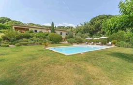6 odalılar villa 283 m² La Croix-Valmer'da, Fransa. 3,900,000 €
