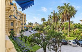 3 odalılar daire 100 m² Beaulieu-sur-Mer'de, Fransa. Price on request
