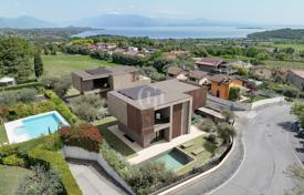 4 odalılar villa 290 m² Lonato del Garda'da, İtalya. 1,980,000 €