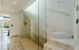 9 odalılar şehir içinde müstakil ev 297 m² Marbella'da, İspanya. 2,675,000 €