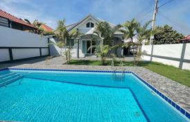 Yazlık ev – Pattaya, Chonburi, Tayland. 131,000 €