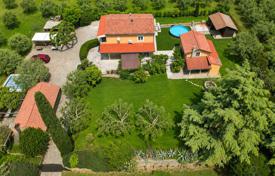 Şehir içinde müstakil ev 214 m² Seča'da, Slovenya. 1,499,000 €