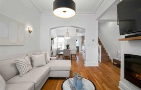 12 odalılar konak Old Toronto'da, Kanada. 1,156,000 €