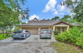 Şehir içinde müstakil ev – Palm Beach County, Florida, Amerika Birleşik Devletleri. $990,000
