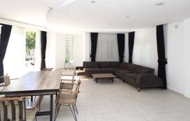 4 odalılar villa 230 m² Belek'te, Türkiye. $434,000