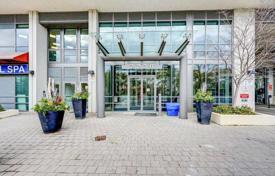 2 odalılar daire Lake Shore Boulevard West'da, Kanada. C$1,076,000