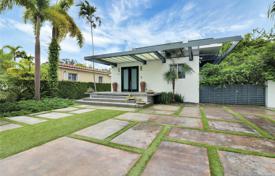 Yazlık ev – Miami, Florida, Amerika Birleşik Devletleri. $1,197,000