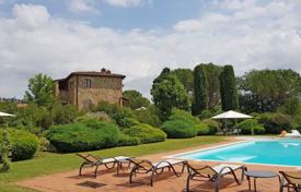 Villa – Lucignano, Toskana, İtalya. 1,400,000 €