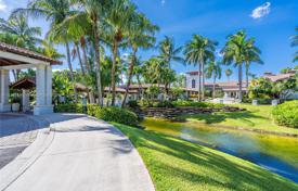 Şehir içinde müstakil ev – Doral, Florida, Amerika Birleşik Devletleri. $875,000