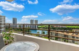 Kondominyum – Hallandale Beach, Florida, Amerika Birleşik Devletleri. $350,000