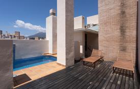 5 odalılar daire 127 m² Estepona'da, İspanya. 630,000 €