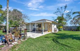 3 odalılar şehir içinde müstakil ev 132 m² Homestead'da, Amerika Birleşik Devletleri. $465,000
