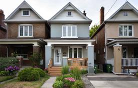 Şehir içinde müstakil ev – East York, Toronto, Ontario,  Kanada. C$1,035,000