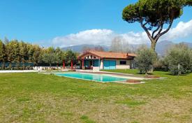 13 odalılar yazlık ev Pietrasanta'da, İtalya. 3,400,000 €
