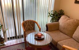 6 odalılar daire Scarborough'da, Kanada. C$853,000