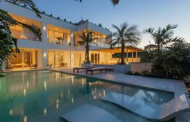 4 odalılar villa 716 m² Ungasan'da, Endonezya. $850,000