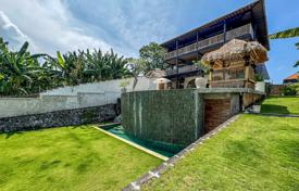 7 odalılar villa 689 m² Kerobokan'da, Endonezya. $1,200,000