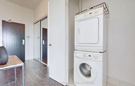 5 odalılar daire Etobicoke'de, Kanada. C$1,256,000