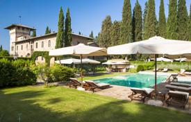 Villa – San Gimignano, Siena, Toskana,  İtalya. Price on request