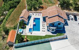 5 odalılar villa 256 m² Imotski'de, Hırvatistan. 980,000 €