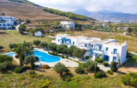 Villa – Paros, Aegean Isles, Yunanistan. From 275,000 €