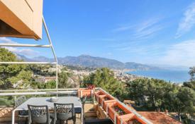 Çatı dairesi – Roquebrune - Cap Martin, Cote d'Azur (Fransız Rivierası), Fransa. 990,000 €