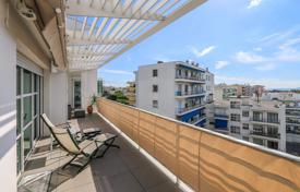 Çatı dairesi – Cagnes-sur-Mer, Cote d'Azur (Fransız Rivierası), Fransa. 1,525,000 €