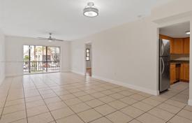 3 odalılar kondominyumda daireler 118 m² Miami'de, Amerika Birleşik Devletleri. $397,000