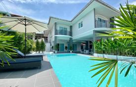 5 odalılar villa 428 m² Pattaya'da, Tayland. $490,000