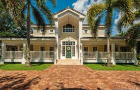 Villa – Miami, Florida, Amerika Birleşik Devletleri. 2,242,000 €