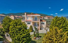 3 odalılar şehir içinde müstakil ev 242 m² Nafplio'da, Yunanistan. 380,000 €