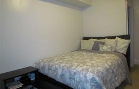 2 odalılar daire North York'da, Kanada. C$882,000