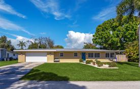 4 odalılar şehir içinde müstakil ev 186 m² Fort Myers'da, Amerika Birleşik Devletleri. $450,000