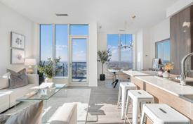 6 odalılar daire Etobicoke'de, Kanada. C$1,296,000
