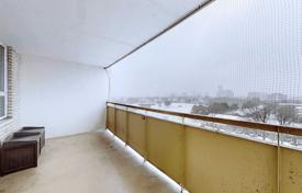 2 odalılar daire North York'da, Kanada. C$693,000