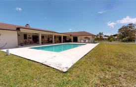 Villa – Miami, Florida, Amerika Birleşik Devletleri. 1,939,000 €