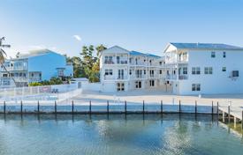 3 odalılar şehir içinde müstakil ev Islamorada'da, Amerika Birleşik Devletleri. $1,750,000