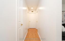 6 odalılar daire North York'da, Kanada. C$1,076,000