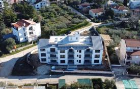 2 odalılar yeni binada daireler 61 m² Umag'da, Hırvatistan. 295,000 €
