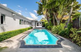 Villa – Miami sahili, Florida, Amerika Birleşik Devletleri. $2,500,000
