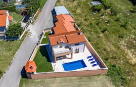 6 odalılar şehir içinde müstakil ev 186 m² Juršići'de, Hırvatistan. 465,000 €
