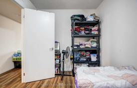 5 odalılar daire Scarborough'da, Kanada. C$797,000