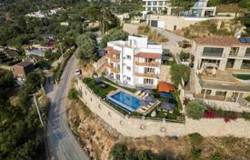 8 odalılar villa 300 m² Fethiye'de, Türkiye. 77,012,000 TRY