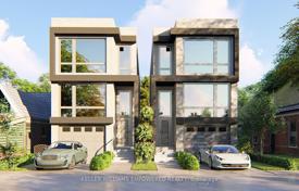 9 odalılar şehir içinde müstakil ev North York'da, Kanada. C$1,729,000
