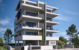 New residential complex with apartments Mesa Geitonia'da, Kıbrıs. Min.580,000 €