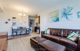 4 odalılar daire North York'da, Kanada. C$1,181,000